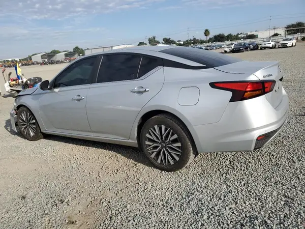 1N4BL4DV8PN315967 2023 NISSAN ALTIMA - Image 2