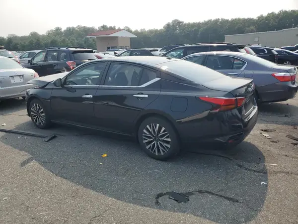 1N4BL4DV8PN318870 2023 NISSAN ALTIMA - Image 2