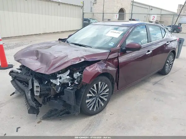 1N4BL4DV8PN336320 2023 NISSAN ALTIMA - Image 2