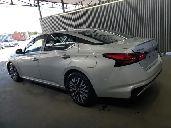 1N4BL4DV8PN342408 2023 NISSAN ALTIMA - Image 2