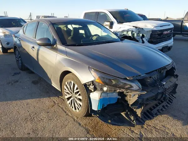 1N4BL4DV8PN346121 2023 NISSAN ALTIMA - Image 1