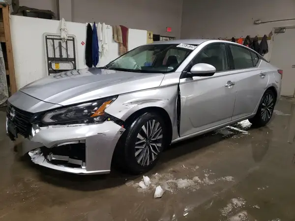1N4BL4DV8PN352498 2023 NISSAN ALTIMA - Image 1