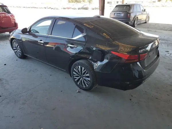1N4BL4DV8PN358480 2023 NISSAN ALTIMA - Image 2
