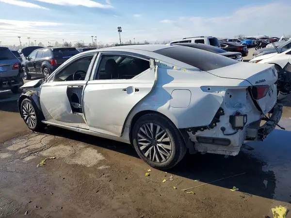 1N4BL4DV8PN366966 2023 NISSAN ALTIMA - Image 2