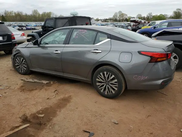 1N4BL4DV8PN383699 2023 NISSAN ALTIMA - Image 2