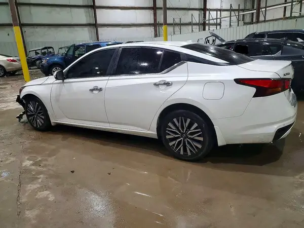 1N4BL4DV8PN395545 2023 NISSAN ALTIMA - Image 2
