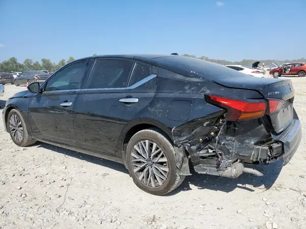 1N4BL4DV8PN404230 2023 NISSAN ALTIMA - Image 2