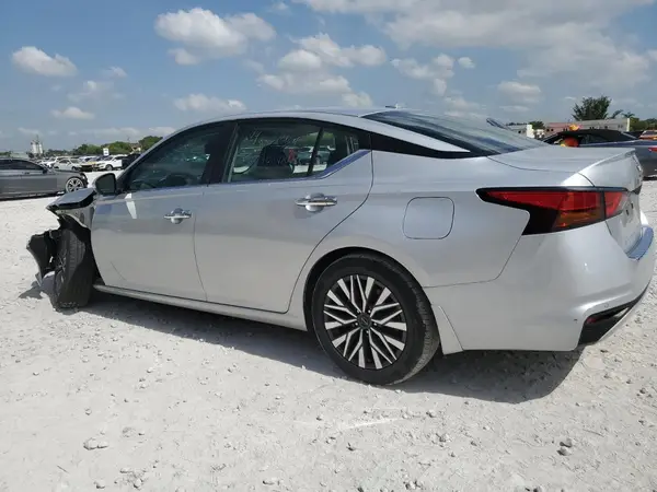 1N4BL4DV8PN418709 2023 NISSAN ALTIMA - Image 2