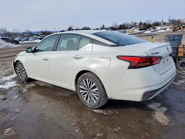 1N4BL4DV8RN307564 2024 NISSAN ALTIMA - Image 2