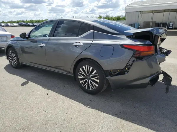 1N4BL4DV8RN317687 2024 NISSAN ALTIMA - Image 2