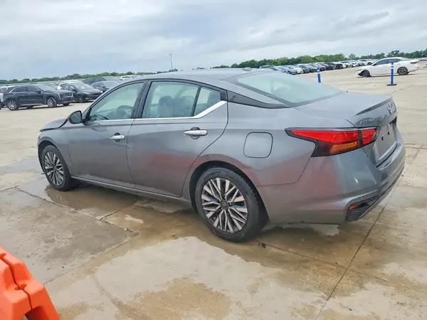 1N4BL4DV8RN321884 2024 NISSAN ALTIMA - Image 2