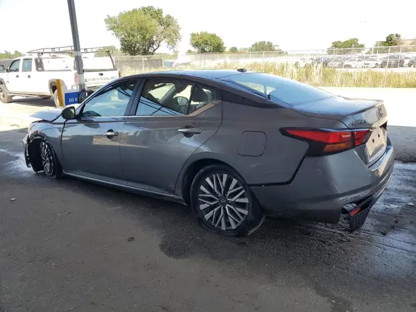 1N4BL4DV8RN323912 2024 NISSAN ALTIMA - Image 2