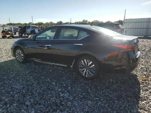 1N4BL4DV8RN324316 2024 NISSAN ALTIMA - Image 2