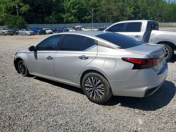 1N4BL4DV8RN330598 2024 NISSAN ALTIMA - Image 2