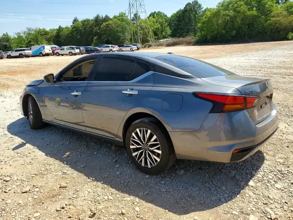 1N4BL4DV8RN332688 2024 NISSAN ALTIMA - Image 2
