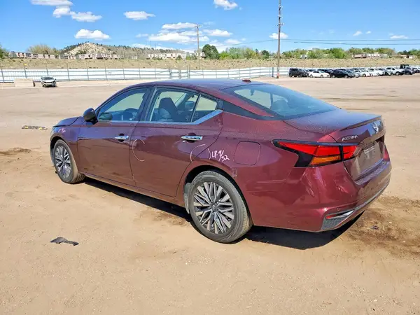 1N4BL4DV8RN335719 2024 NISSAN ALTIMA - Image 2