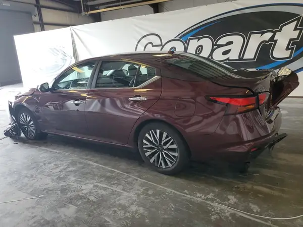 1N4BL4DV8RN338166 2024 NISSAN ALTIMA - Image 2