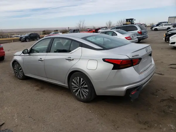 1N4BL4DV8RN346106 2024 NISSAN ALTIMA - Image 2