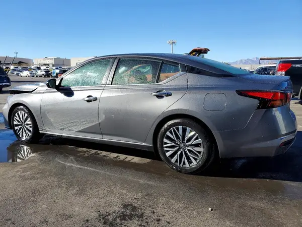 1N4BL4DV8RN356943 2024 NISSAN ALTIMA - Image 2