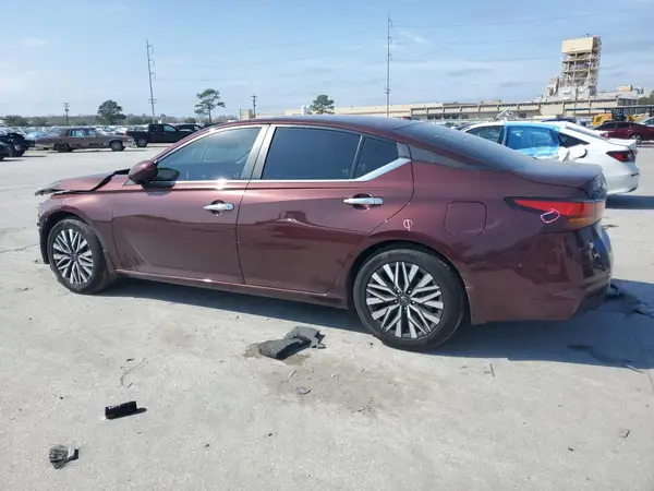 1N4BL4DV8RN364802 2024 NISSAN ALTIMA - Image 2