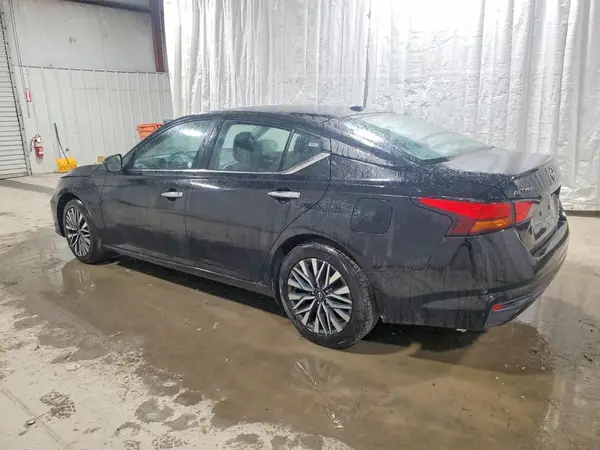 1N4BL4DV8RN365299 2024 NISSAN ALTIMA - Image 2