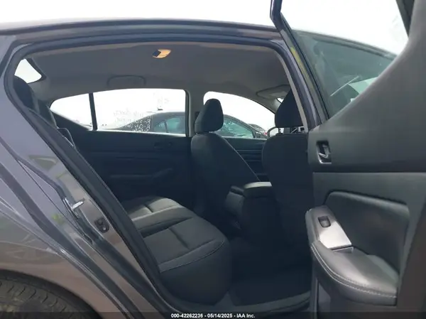 1N4BL4DV8RN370955 2024 NISSAN ALTIMA - Image 8