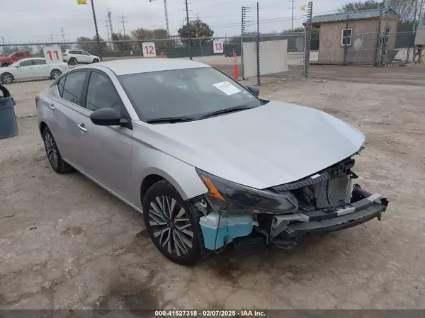 1N4BL4DV8RN374715 2024 NISSAN ALTIMA - Image 1
