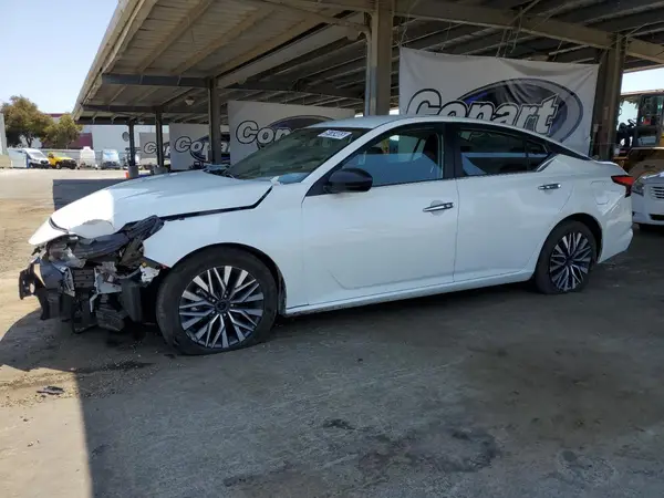 1N4BL4DV8RN386704 2024 NISSAN ALTIMA - Image 1