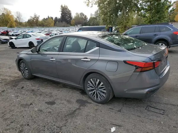 1N4BL4DV8RN387481 2024 NISSAN ALTIMA - Image 2