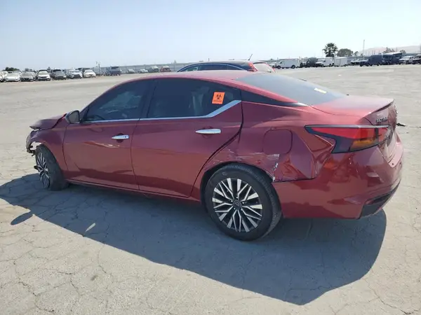 1N4BL4DV8RN394088 2024 NISSAN ALTIMA - Image 2