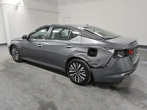 1N4BL4DV8RN399615 2024 NISSAN ALTIMA - Image 2