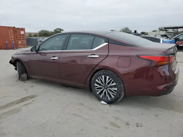 1N4BL4DV8RN409110 2024 NISSAN ALTIMA - Image 2