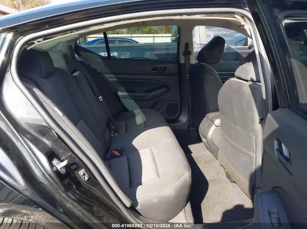1N4BL4DV8RN425341 2024 NISSAN ALTIMA - Image 8