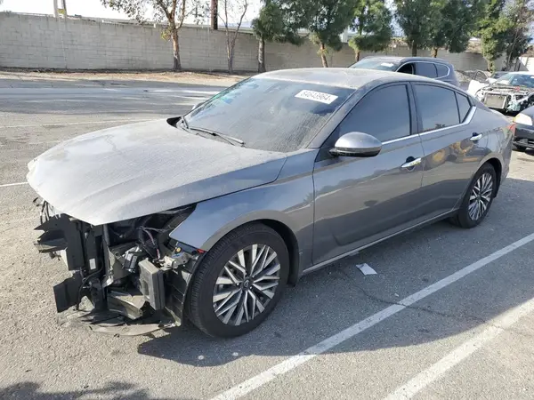 1N4BL4DV8RN425761 2024 NISSAN ALTIMA - Image 1
