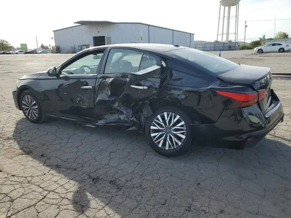 1N4BL4DV8RN432127 2024 NISSAN ALTIMA - Image 2