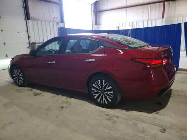 1N4BL4DV8SN303049 2025 NISSAN ALTIMA - Image 2