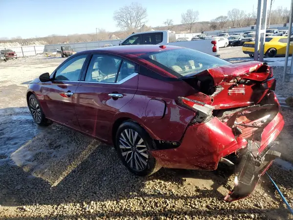 1N4BL4DV8SN305576 2025 NISSAN ALTIMA - Image 2