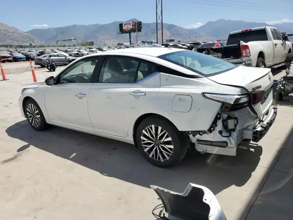 1N4BL4DV8SN311149 2025 NISSAN ALTIMA - Image 2