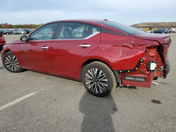 1N4BL4DV8SN336195 2025 NISSAN ALTIMA - Image 2