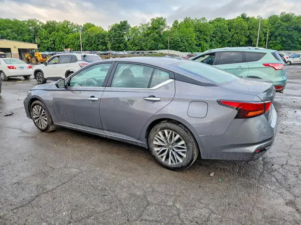 1N4BL4DV8SN337024 2025 NISSAN ALTIMA - Image 2