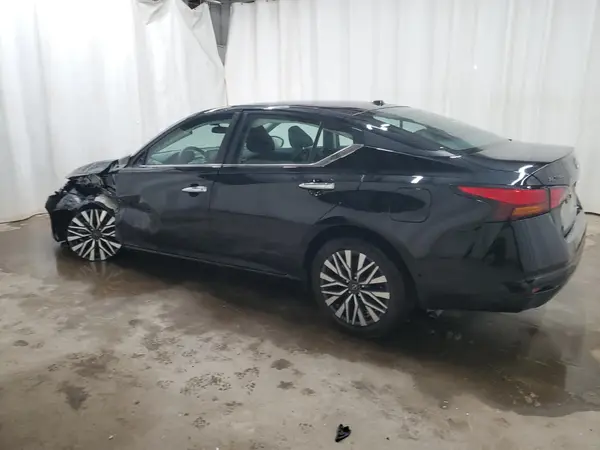 1N4BL4DV8SN339064 2025 NISSAN ALTIMA - Image 2