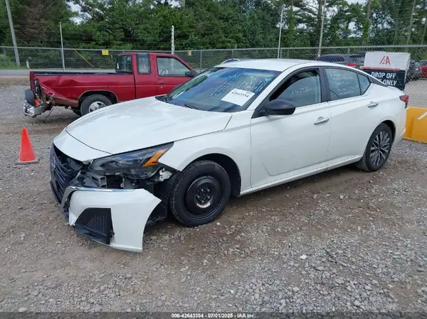 1N4BL4DV8SN371108 2025 NISSAN ALTIMA - Image 2