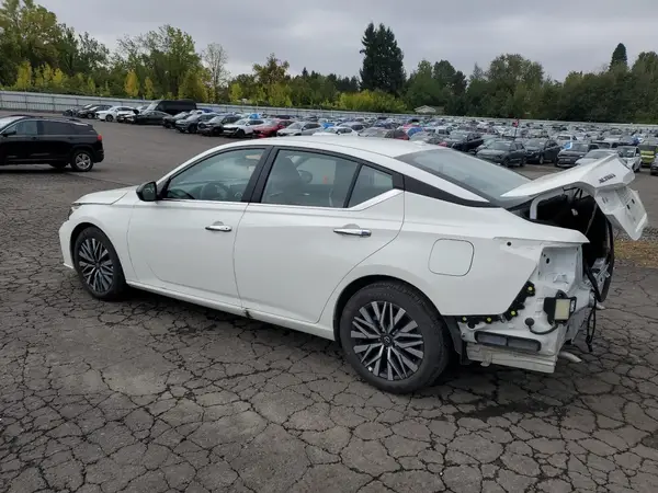 1N4BL4DV8SN392668 2025 NISSAN ALTIMA - Image 2
