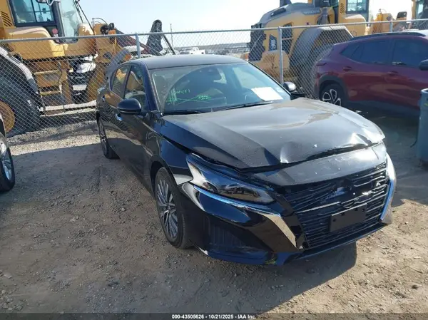1N4BL4DV8SN398437 2025 NISSAN ALTIMA - Image 1