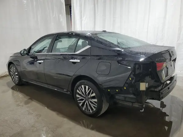 1N4BL4DV8SN402292 2025 NISSAN ALTIMA - Image 2