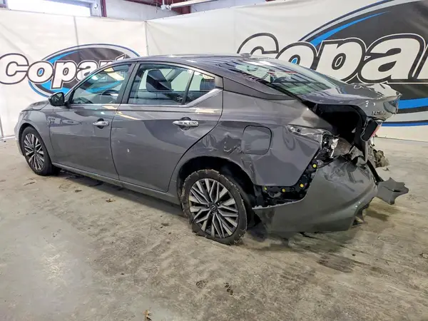 1N4BL4DV8SN404169 2025 NISSAN ALTIMA - Image 2