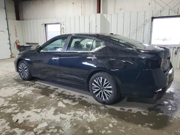 1N4BL4DV8SN405323 2025 NISSAN ALTIMA - Image 2