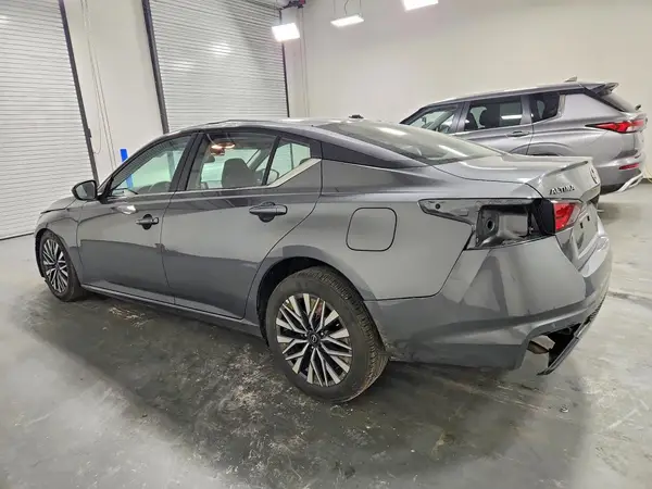 1N4BL4DV8TN309659 2026 NISSAN ALTIMA - Image 2