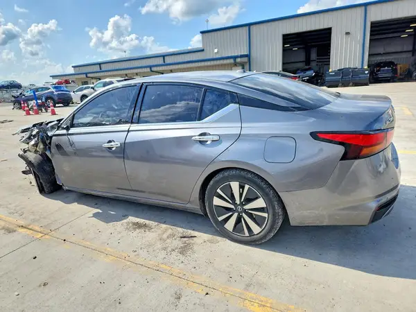 1N4BL4DV9KC104636 2019 NISSAN ALTIMA - Image 2