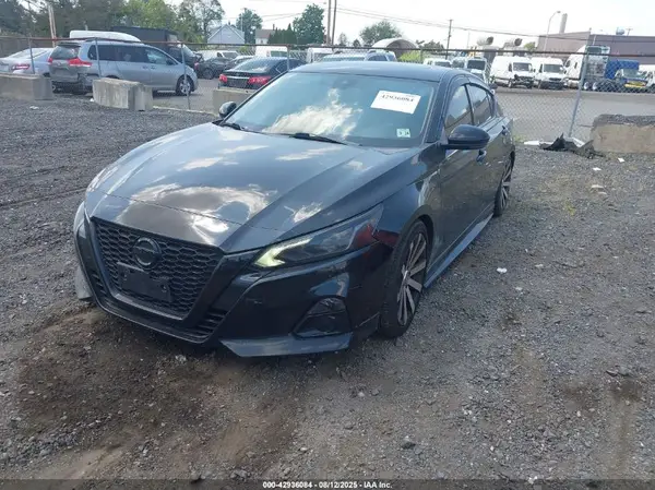 1N4BL4DV9KC124076 2019 NISSAN ALTIMA - Image 2